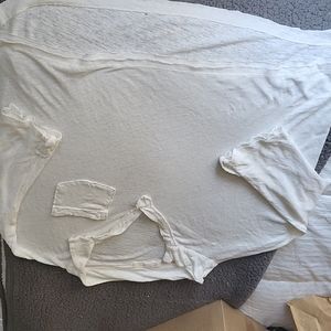 Womens lightweight 3/4 sleeve shirt.